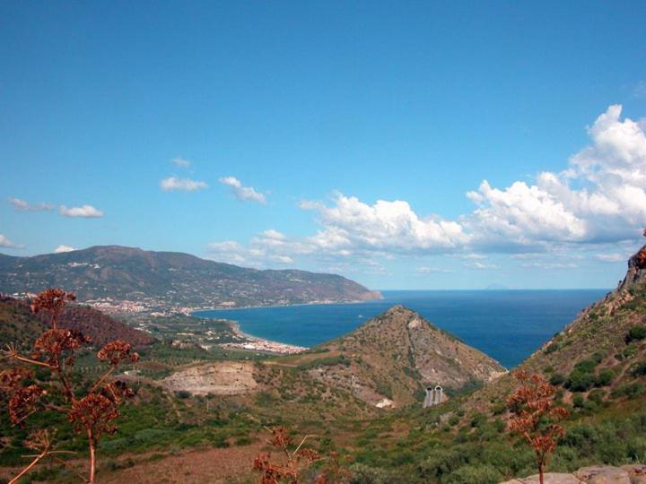 L'Ulivo In Villa Greco Tindari Exterior foto